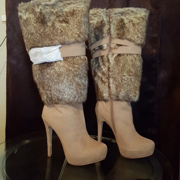 NWOT BROWN SUEDE FAX FUR BOOTS - Picture 2 of 5